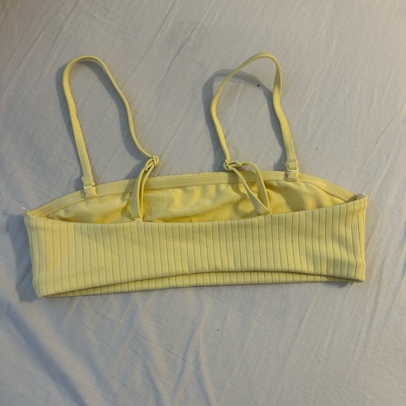 Light yellow bikini top - Picture 2 of 3